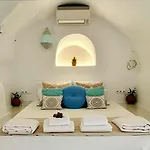 Guesthome In W Pool For 8guests Тира