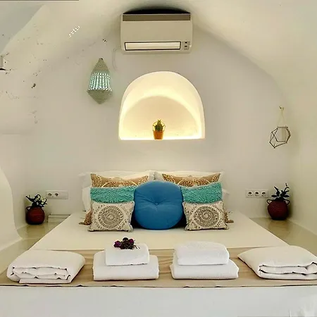 Guesthome In W Pool For 8guests סנטוריני